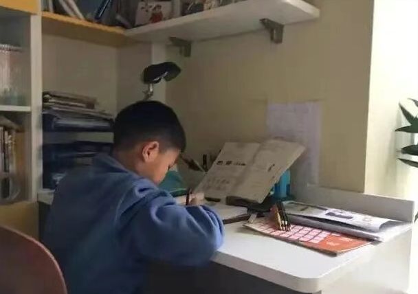 寒假护眼指南:守住孩子视力防线,远离近视“假期滑坡”!